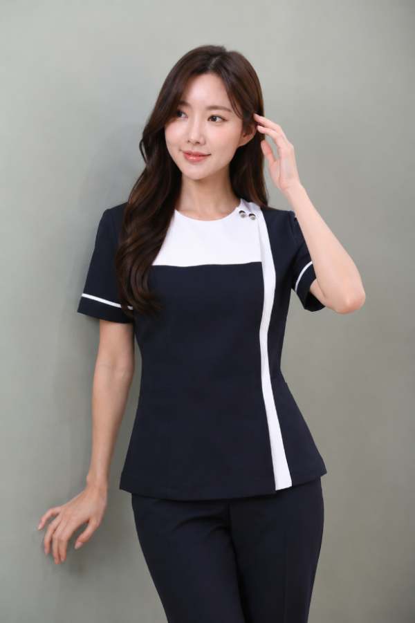 네이비베스트화이트